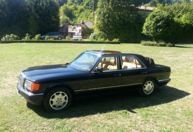 Mercedes-560-Landaulet-01